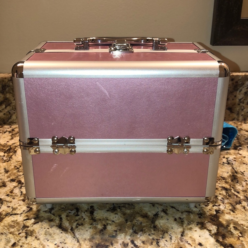 makeup box